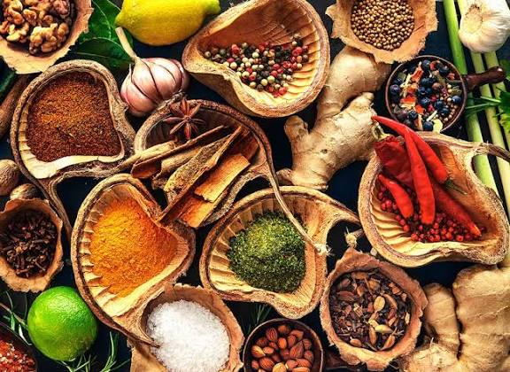 عطاری و ادویه سرای حافظ