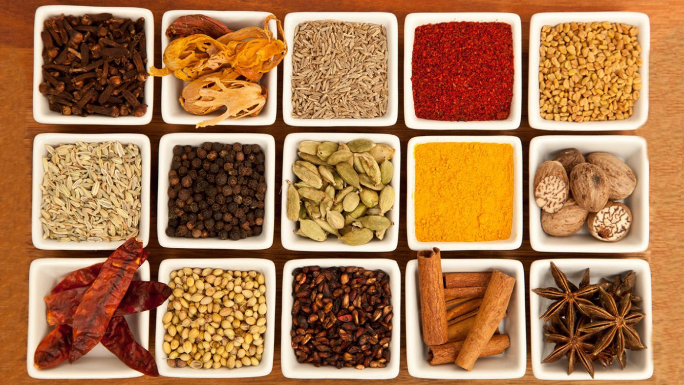 عطاری و ادویه سرای حافظ